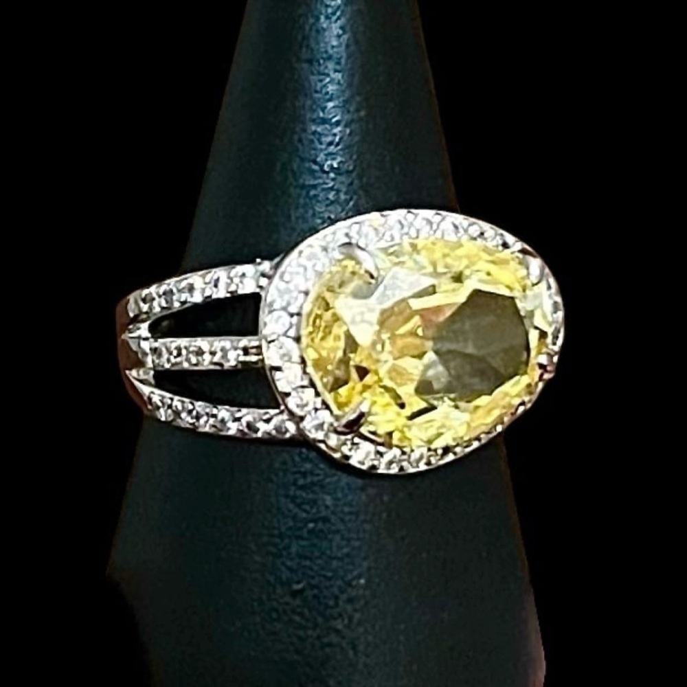 Bomb Party Ring Size 7.5